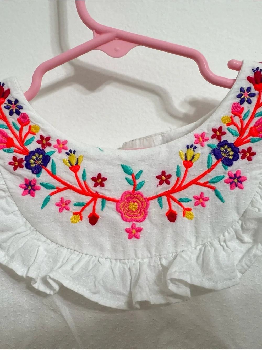 Cynthia Rowley White Embroidered Floral Ruffle Dress Girls Size 4T